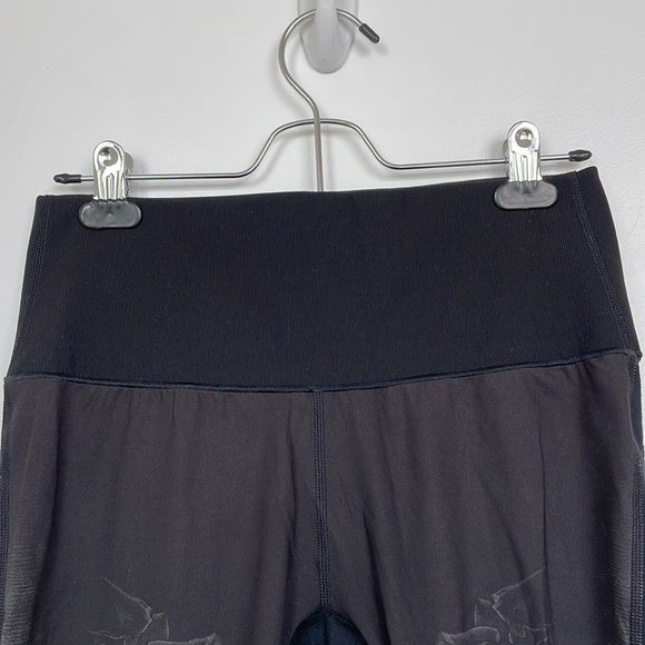 RYU capri leggings. Black with front rose print on legs. Size M - Picture 3 of 5